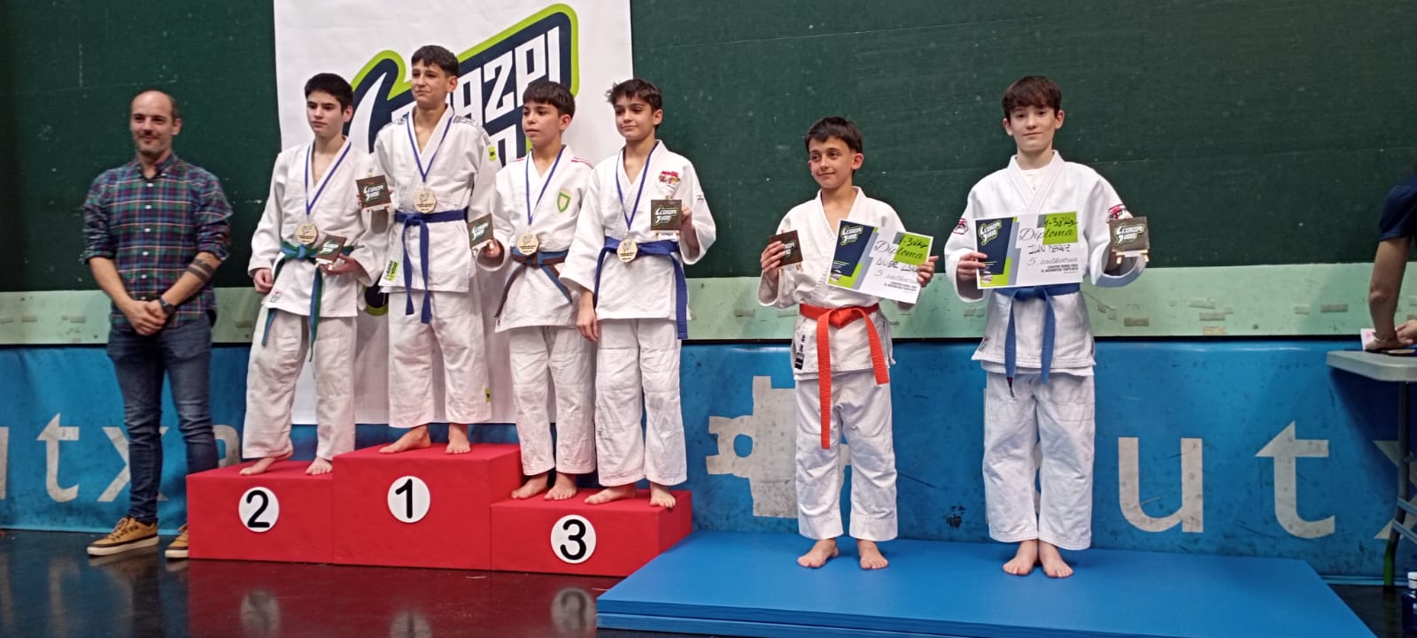 4 BRONCES y un 5º Puesto en el Torneo de Judo infantil de Legazpi. 16-03-24. FOTOS.